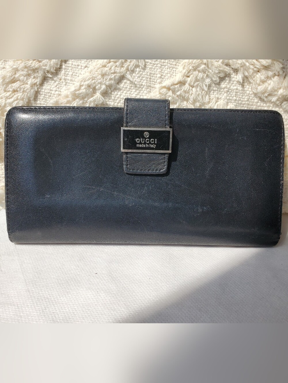 Gucci Black Leather Wallet with Plaque